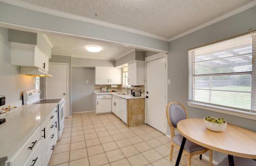 Sachse House | Pet-Friendly Sachse Home Large Fenced Yard