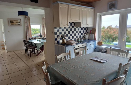 Leagun Villa | Pet friendly Sea side house in Connemara
