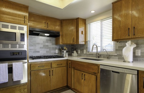 Saint Andrews House | Pet Friendly Shell Beach House - Min 30 Nights