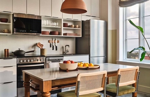 Yamacraw Village Apartment | Pet-Friendly Stay + Pool & Bike Rentals
