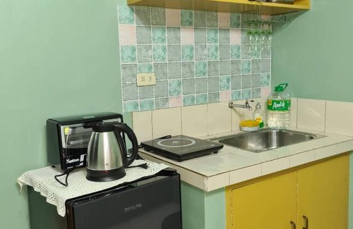 Taytay Apartment | Pet Friendly Staycation in Valley Mansions near Villa Ardin