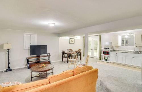 Bowie Apartment | Pet-Friendly Studio in Bowie: 9 Mi to Six Flags