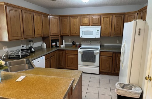 Columbia House | Pet-Friendly SW Home, 13 Mins to Mizzou