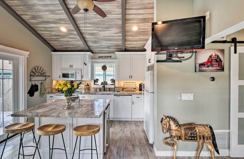 Trabuco Canyon Cottage | Pet-Friendly Trabuco Canyon Cottage w/Yard!