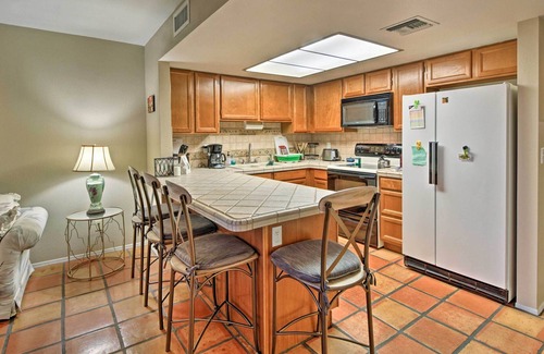 Tucson House | Pet-Friendly Tuscon Home w/ Patio- 9 Mi to Main St