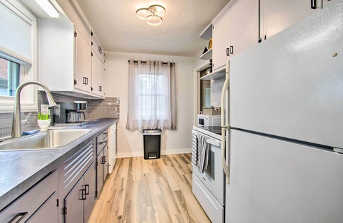 Normal House | Pet-Friendly Uptown Normal Home: Steps to ISU
