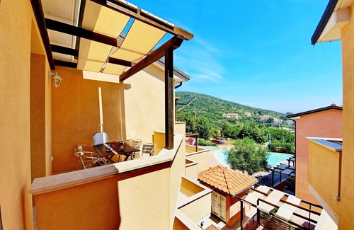 Cavo Apartment | Pet-friendly Vacation Apartment La Pergola al Cavo 107 with Mountain View, Pool & Terrace