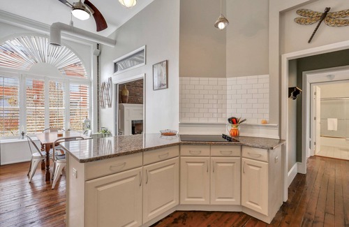 Historic District - North Apartment | Pet Friendly, Walkable Loft in Heart of Downtown by Lucky Savannah