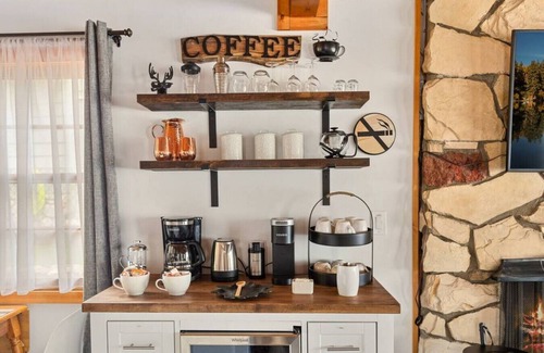 Moonridge House | Pet Friendly With A Hot Tub In Big Bear Lake