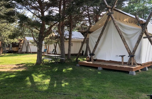 Palisades RV Rental | Pet Friendly Zen Luxury Glamping tent
