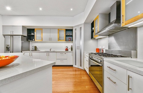 Launceston CBD Apartment | Peter Mills Apartment No 2
