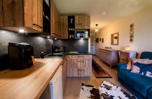 Barcelonnette Apartment | Petit cocon plein sud vue montagnes Lesclesdenicole