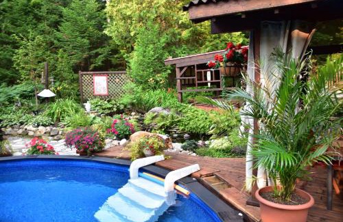 Sainte-Ann-des-Lacs Bed & Breakfast | PETIT COIN DE PARADIS