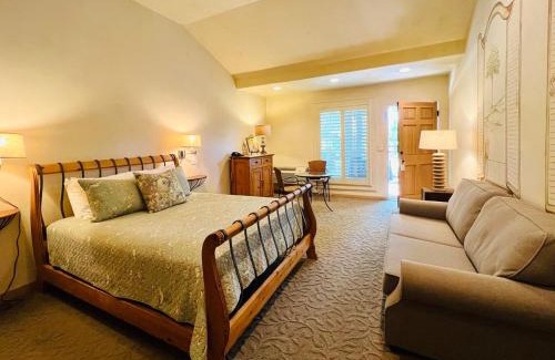 Yountville Hotel | Petit Logis Inn