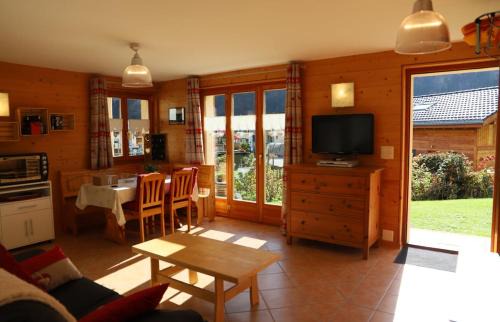 Salvan Apartment | Petit nid douillet au coeur de SalvanLes Marécottes
