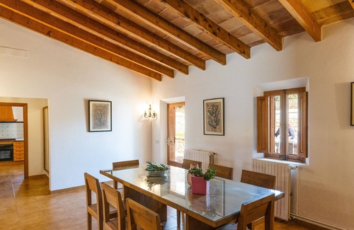 Es Llombards House | Petita des Llombards charming finca right in the village