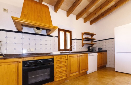 Es Llombards House | Petita des Llombards charming finca right in the village