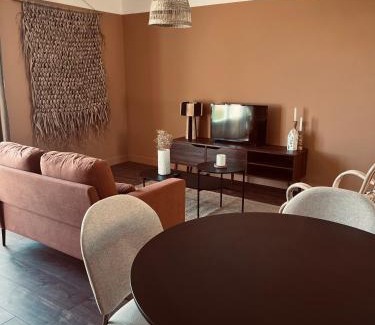 Aucamville House | Petite maison à la campagne