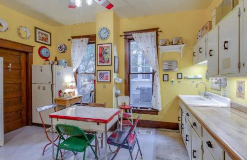 Lockeland Springs House | Petite Vintage Charmer Trendy East Nashville