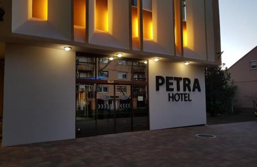 Nyiregyhaza Hotel | Petra Hotel