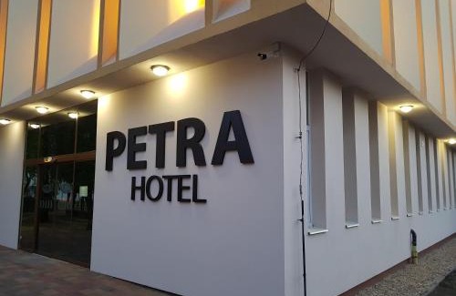 Nyiregyhaza Hotel | Petra Hotel