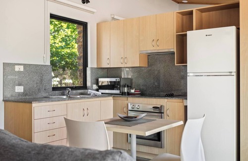 Yallingup House | Petra Olive 2 - One Bedroom House, Sleeps 2