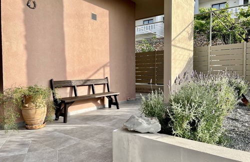 Vlicha Apartment | Petra Residence, Giardino in Lindos