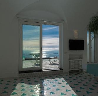 Montepertuso House | Petrea Lifestyle Suites
