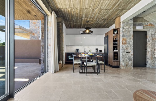 Agia Galini Villa | Petres Luxury Villa 02