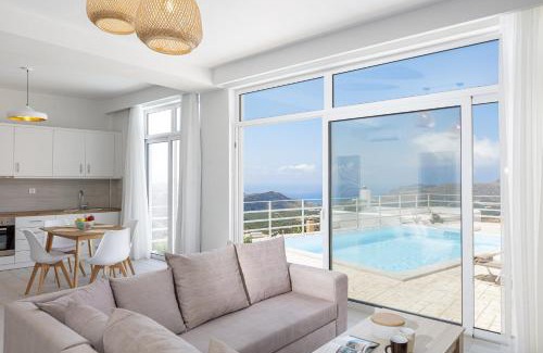 Mariou Villa | Petres Villas