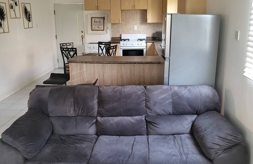 Caribbean Estates House | Petulia's Place- A cozy 2 bedroom nretreat in a gated community in Portmore.
