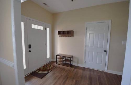 Hubert House | Peytons Ridge - entire house near Camp Lejeune and beaches