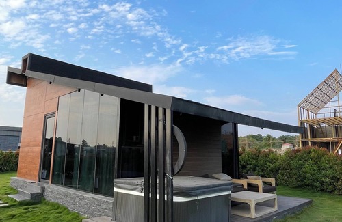 Hyderabad Cottage | Pezo 1 Boutique Stay with Outdoor Jacuzzi Hyderabad