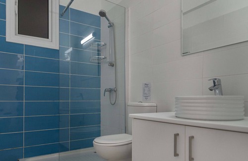 Larnaca Apartment | Phaedrus Living: City View Flat Harbour 04