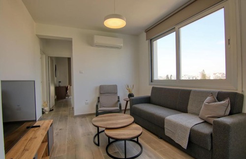 Larnaca Apartment | Phaedrus Living Coral Suites Aquatic
