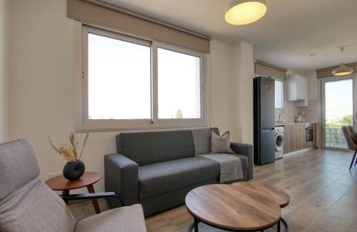 Larnaca Apartment | Phaedrus Living Coral Suites Aquatic