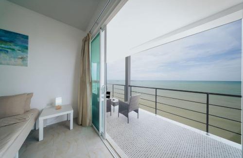 Ban Chang Villa | Phaladise Beach Villa at Phala Beach, Ban Chang