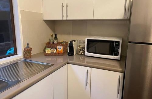 Phegans Bay House | Phegans Bay Waterfront Retreat