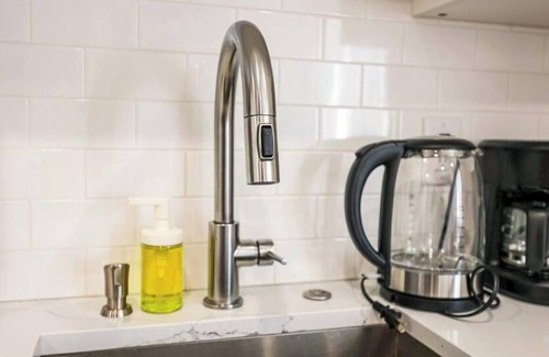 North Philadelphia East Apartment | Philly - Reese Street Apt 3