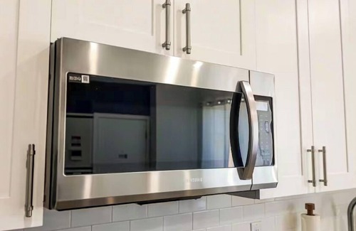 North Philadelphia East Apartment | Philly - Reese Street Apt 3
