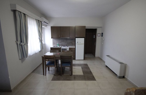 Lefkandi Apartment | Philoxenia Hotel