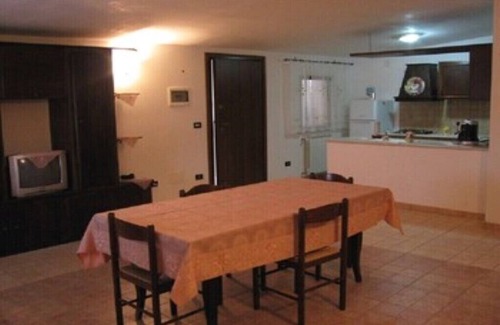 Oria Apartment | Piccolo 2 apartment in complex with ample parking 15min from the sea