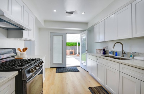 El Rancho House | Pico Rivera Home w/Patio ~ 20 Mi to Disney!
