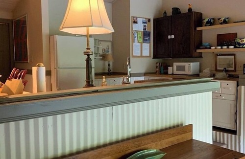 Rockfield House | Picturesque Getaway Tippecanoe River