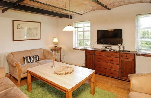 Vestervig House | Picturesque Holiday Home in Vestervig with Whirlpool