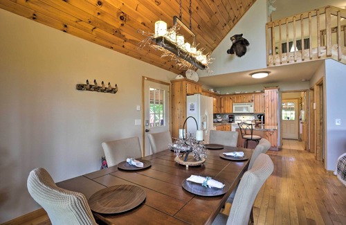Murphy Cabin | Picturesque Murphy Cabin w/Fire Pit & Views!