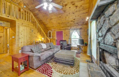 Octavia House | Picturesque Oklahoma Cabin on 80 Acres with Views!