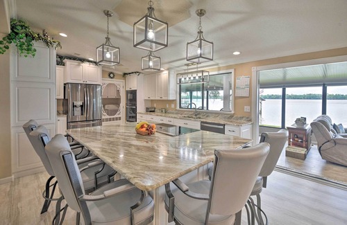 Crescent City House | Picturesque Retreat on St Johns River + Docks