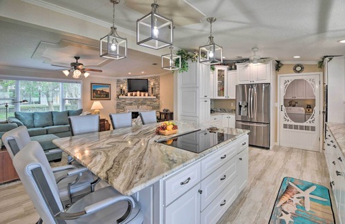 Crescent City House | Picturesque Retreat on St Johns River + Docks