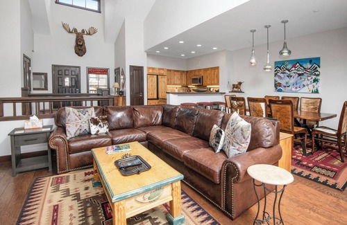Beaver Creek House | Picturesque Ski-In Ski-Out Luxury Beaver Creek Village Townhome, Common hot tub